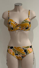 Load image into Gallery viewer, Costume donna Verdissima
