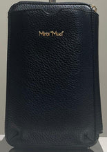 Carica l&#39;immagine nel visualizzatore di Gallery, Portacellulare Mimì Muà
