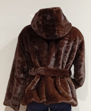 Carica l&#39;immagine nel visualizzatore di Gallery, Ecopelliccia donna Como dress
